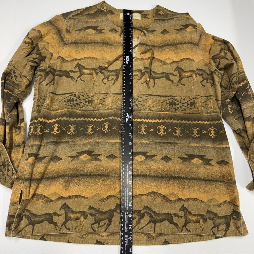 Vintage Cabela's Brown and Tan Southwestern Horse-Print Long Sleeve Cotton Shirt - Picture 7 of 10